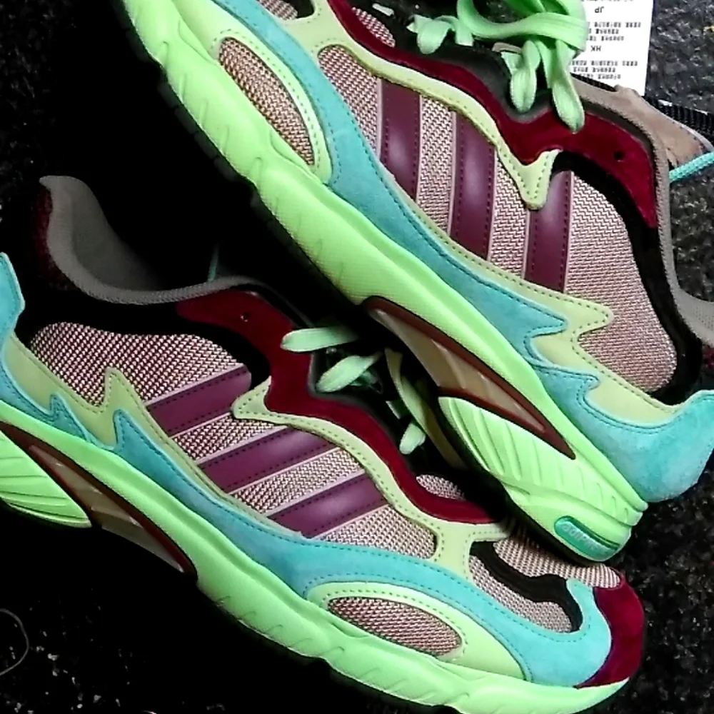 Adidas TEMPER RUN - Picture 1 of 11